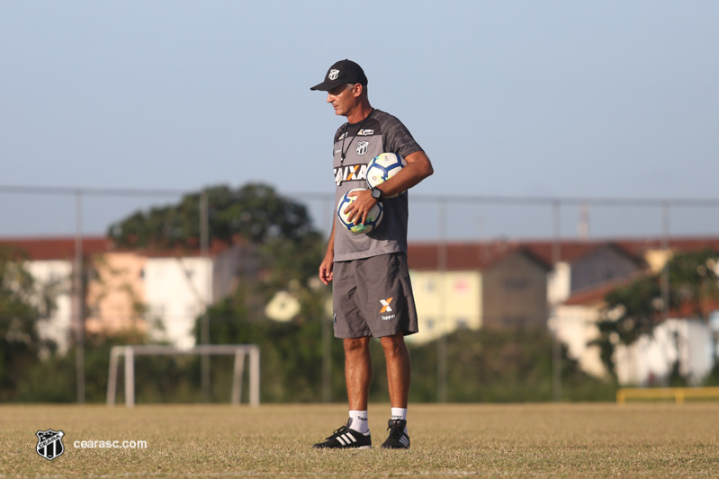 [15-11-2018] Treino Tecnico Tatico - CT do Vitória - 26