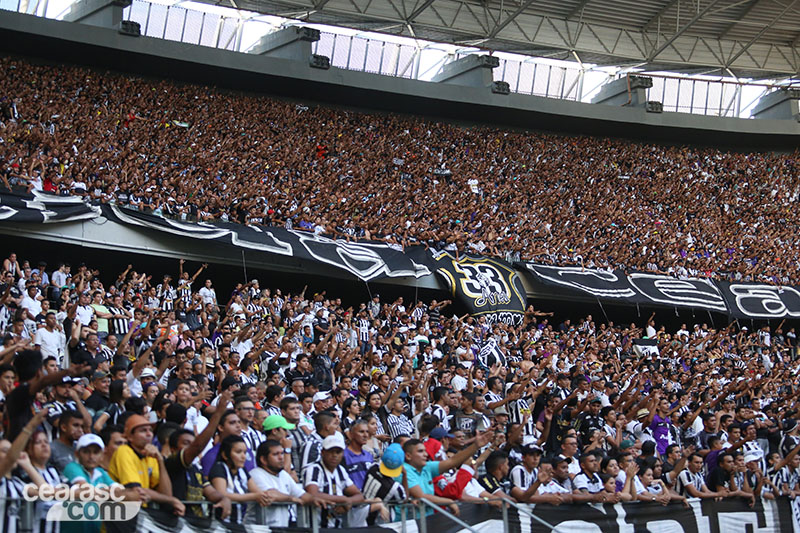 [28-11] Ceará 1 x 0 Macaé - Torcida - 28