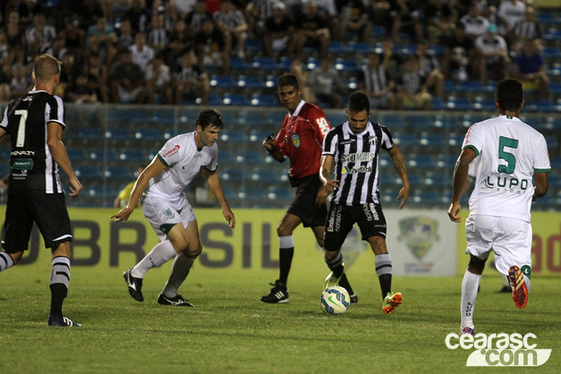[20-05] Ceará 3 x 0 América-MG - 15