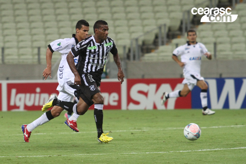 [13-07] Ceará 4 x 1 ASA - 15