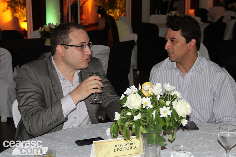 [12-11] Ceará lançou o livro do Centenário1 - 12