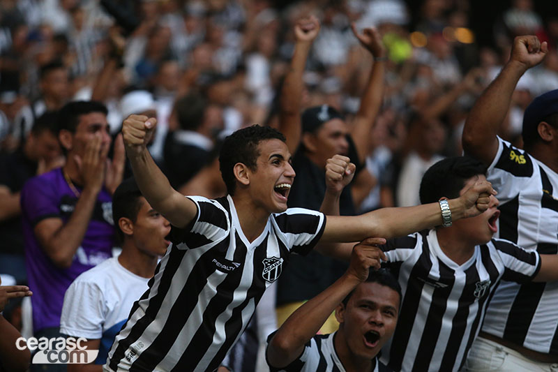 [28-11] Ceará 1 x 0 Macaé - Torcida - 39