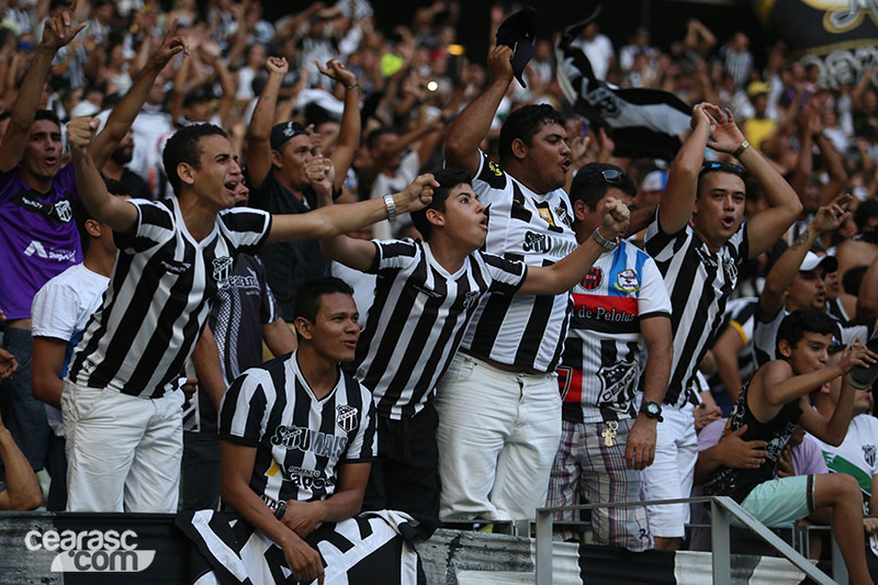 [28-11] Ceará 1 x 0 Macaé - Torcida - 40