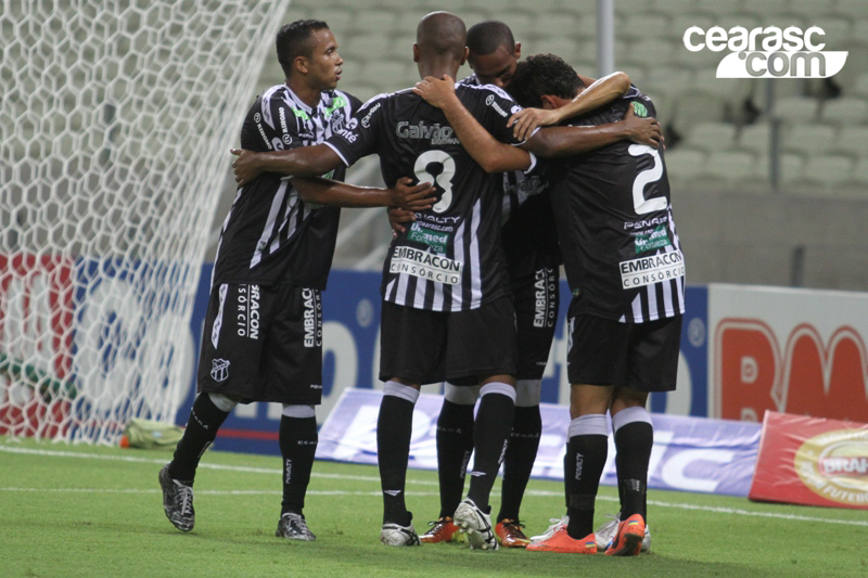 [13-07] Ceará 4 x 1 ASA - 24