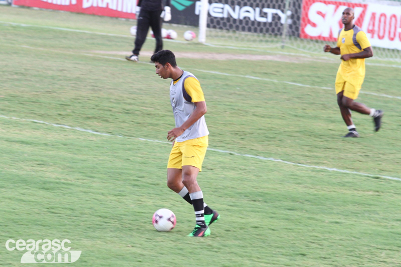 [01-10] Reapresentação + Treino coletivo - 12