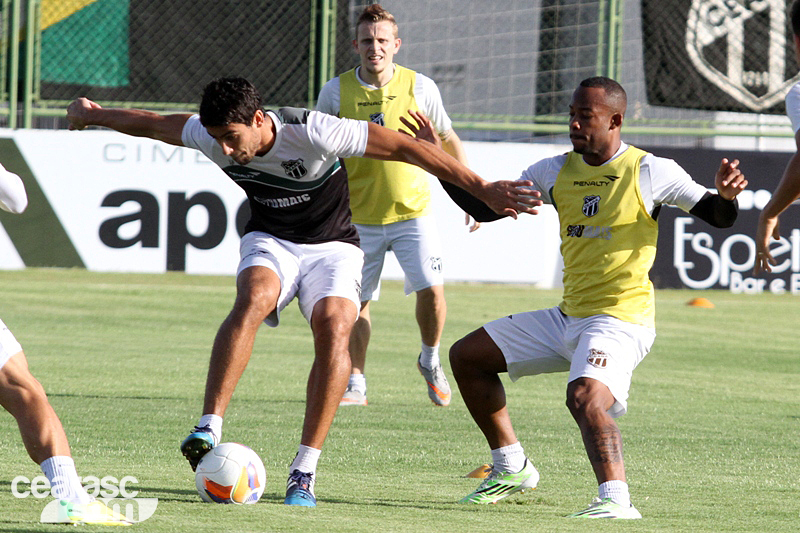 [24-11] Treino tático - 8