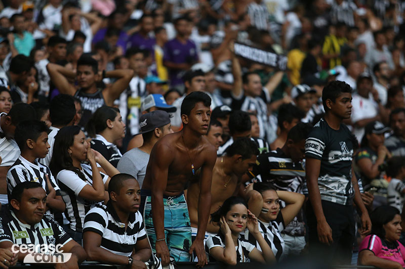 [28-11] Ceará 1 x 0 Macaé - Torcida - 51