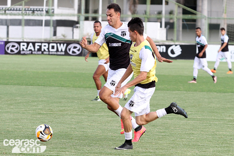 [25-01] Reapresentação + coletiva - 12