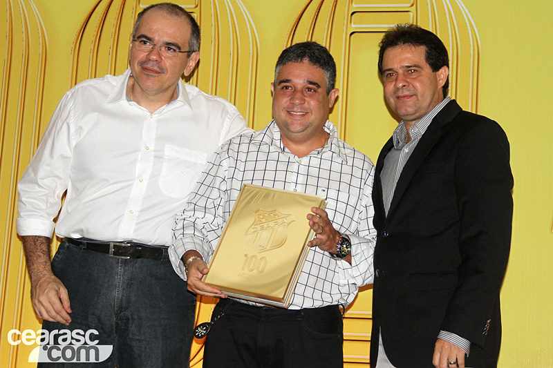 [12-11] Ceará lançou o livro do Centenário3 - 9