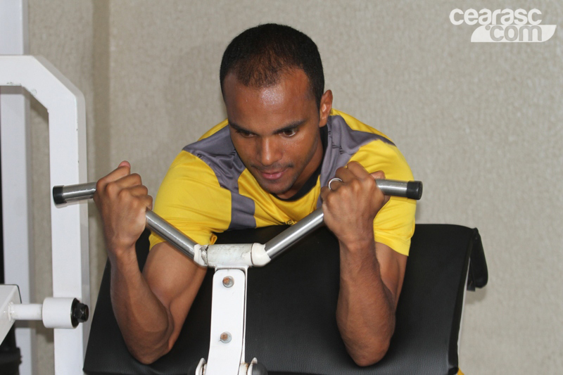 [04-03] Reapresentação + Treino técnico - 16