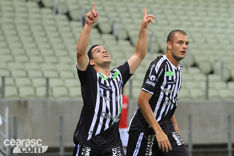 [20-08] Ceará 2 x 0 Guaratinguetá - 02 - 13