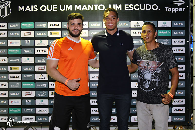 [13-07-2017] Lancamentos dos Uniforme - Convidados1 - 15