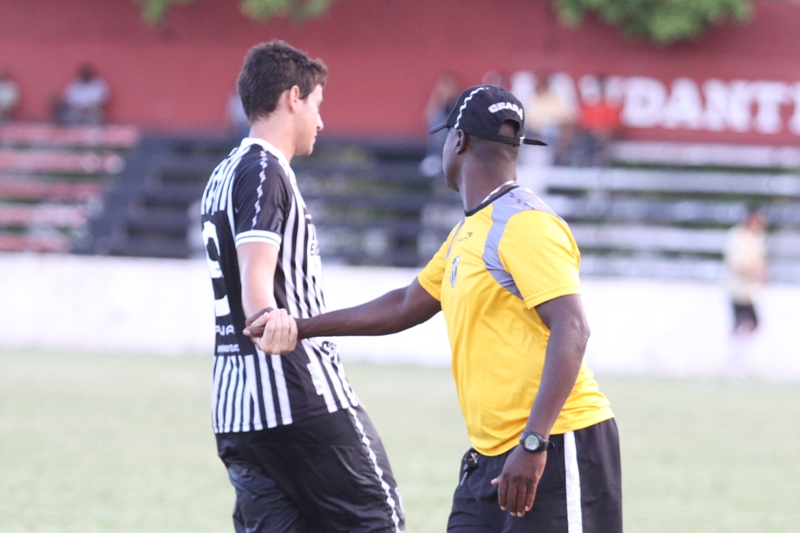 [02-04] Ferroviário  3 x 4 Ceará - SUB-20 - 34