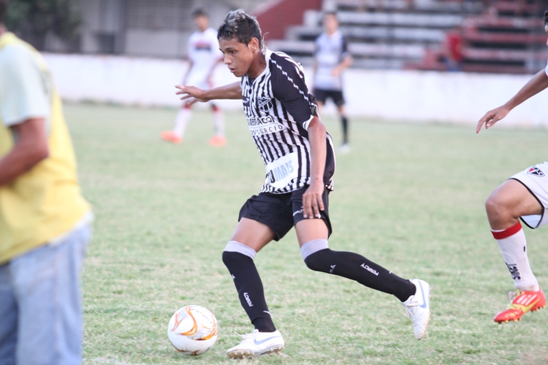 [02-04] Ferroviário  3 x 4 Ceará - SUB-20 - 36