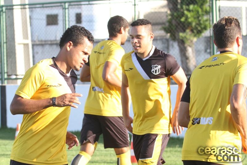 [11-08] Treino técnico + tático - 7