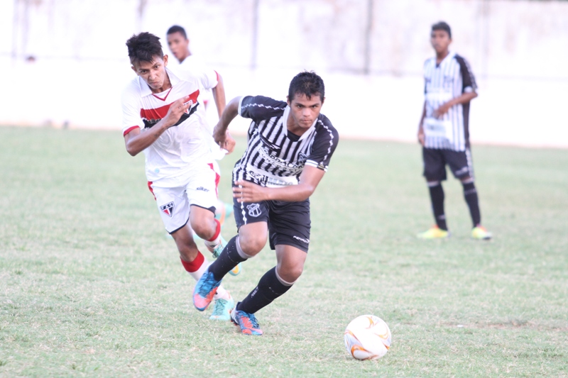 [02-04] Ferroviário  3 x 4 Ceará - SUB-20 - 39