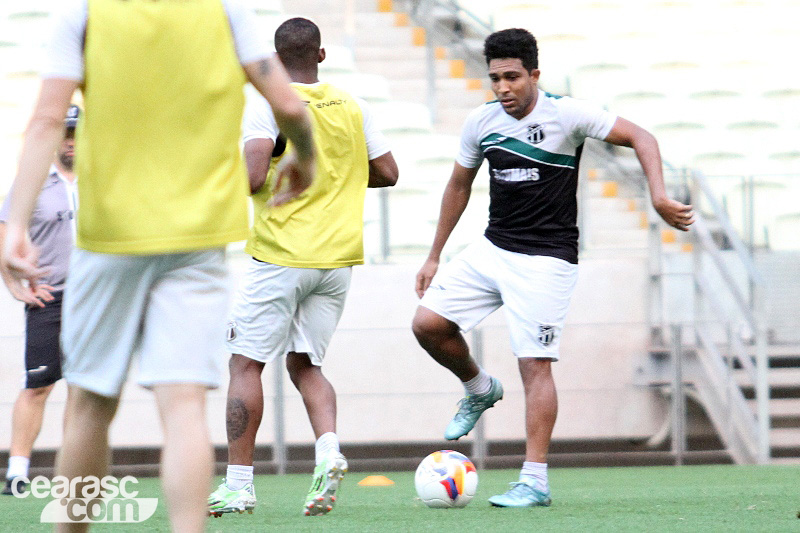 [26-11] Treino coletivo - Castelão - 11