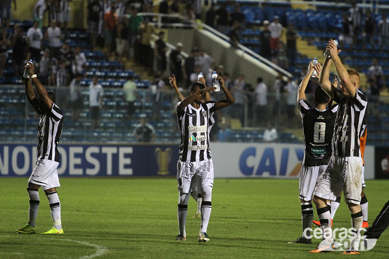 [10-03] Ceará 1 x 0 Ríver - 03 - 32