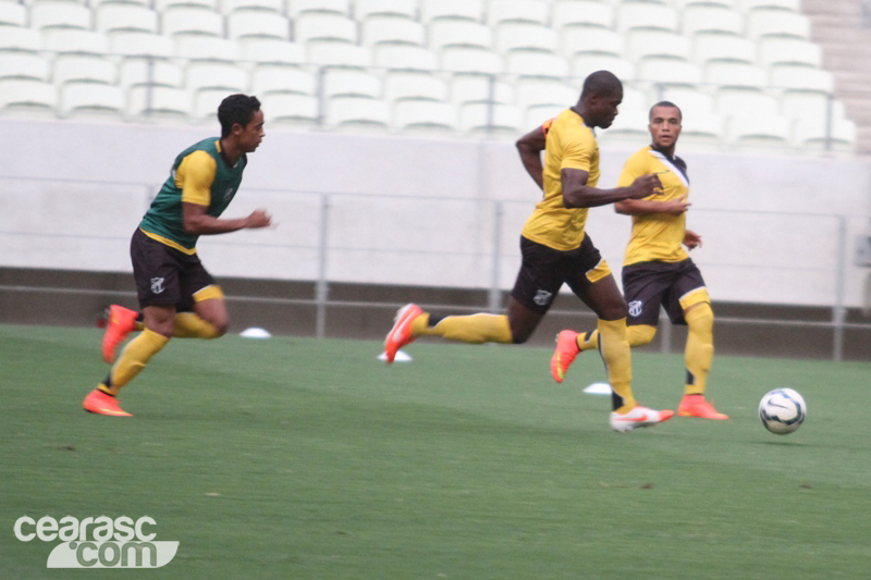 [12-08] Treino coletivo - Castelão - 7