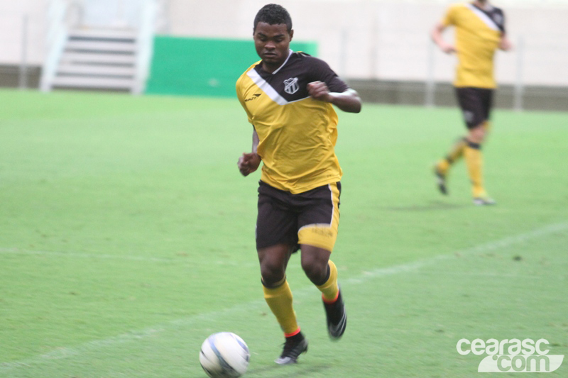 [12-08] Treino coletivo - Castelão - 11