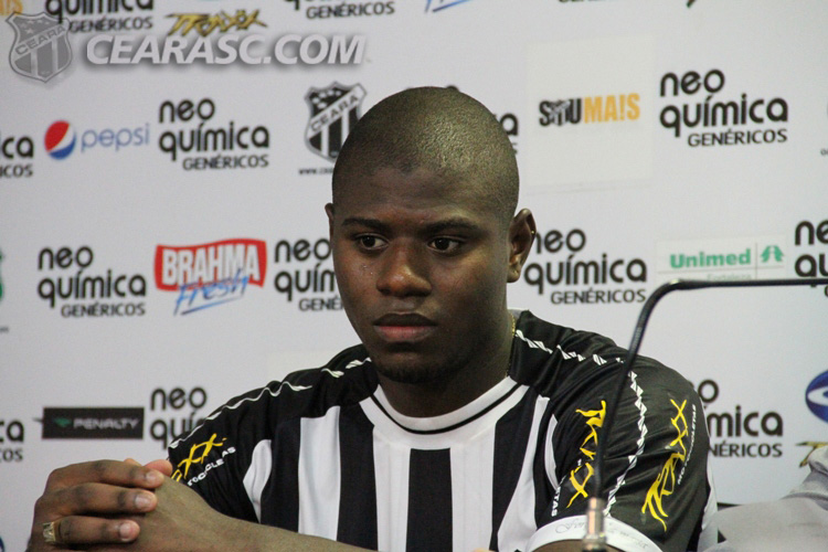 [10-05] Anderson Luis é apresentado - 1