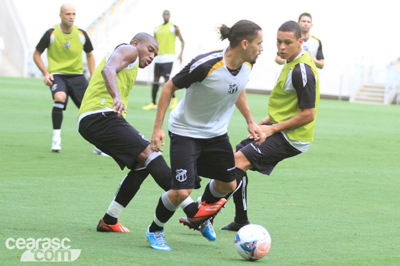 [28-11] Treino tático - Arena Castelão - 12
