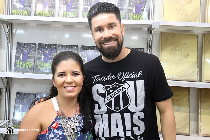 [18-04-2017] XII Bienal Internacional do Livro Part. 1 - 3