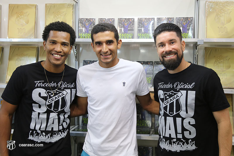 [18-04-2017] XII Bienal Internacional do Livro Part. 1 - 19