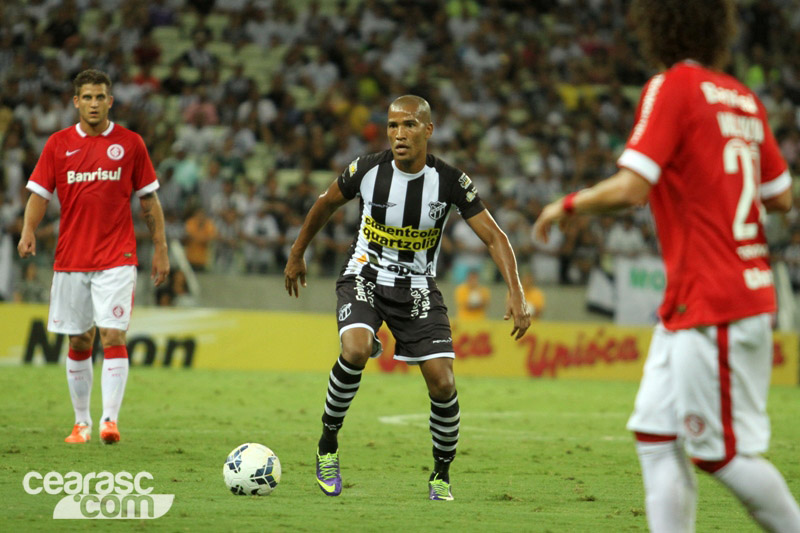 [13-08] Ceará 3 x 1 Internacional - 25