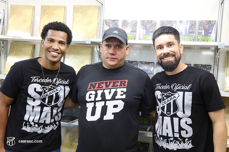 [18-04-2017] XII Bienal Internacional do Livro Part. 1 - 25