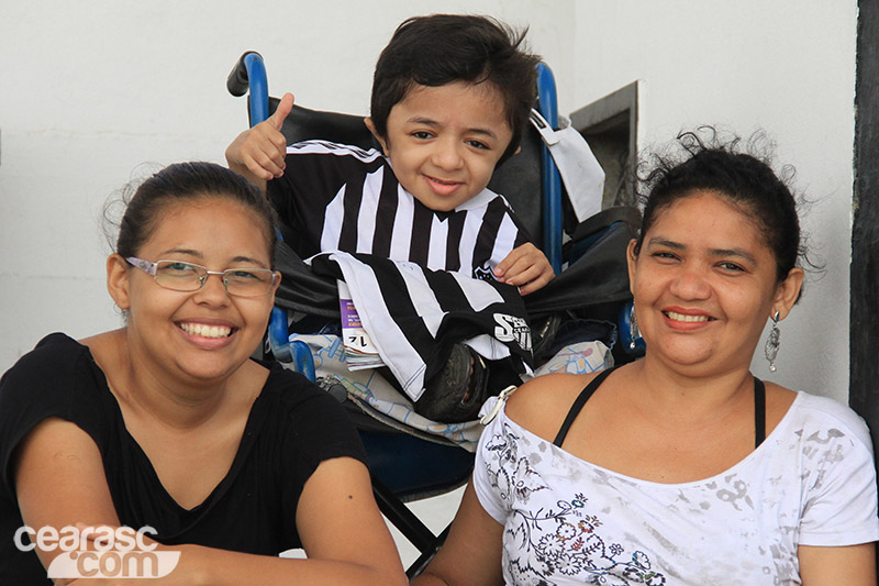 [29-11] Luiz Guilherme visita elenco do Vovô - 4