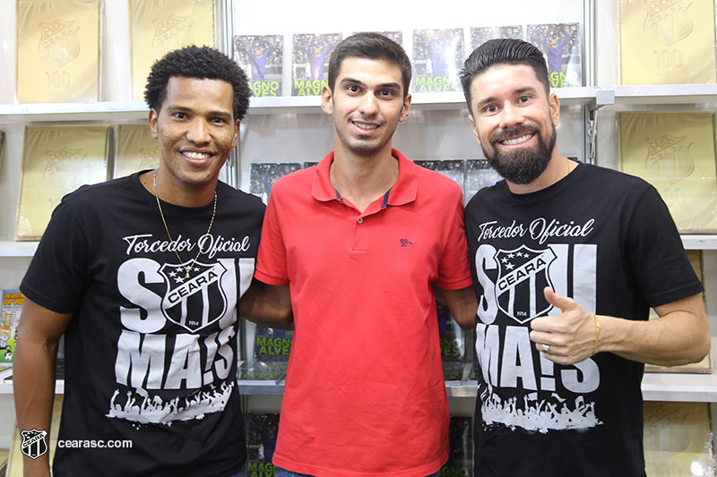 [18-04-2017] XII Bienal Internacional do Livro Part. 1 - 31