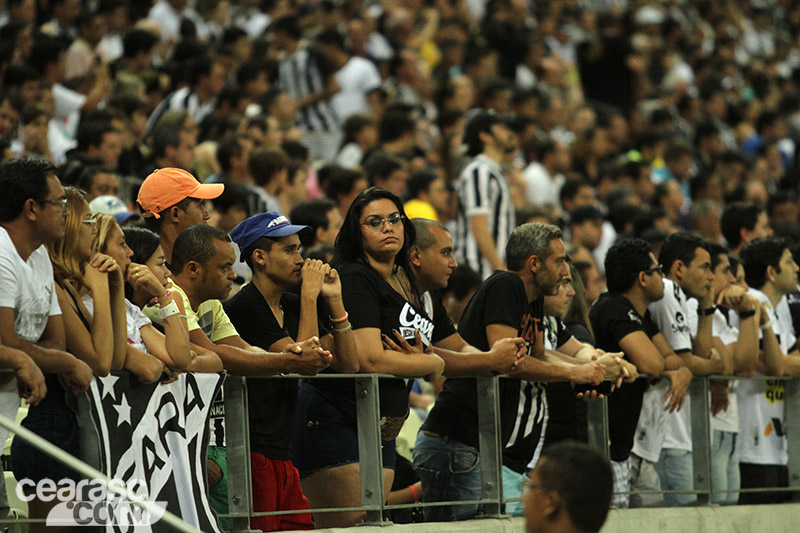 [13-08] Ceará 3 x 1  Internacional - TORCIDA - 20
