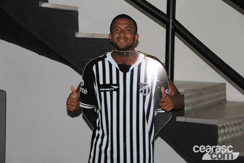 [29-11] Elenco alvinegro visita Centro Cultural - 11