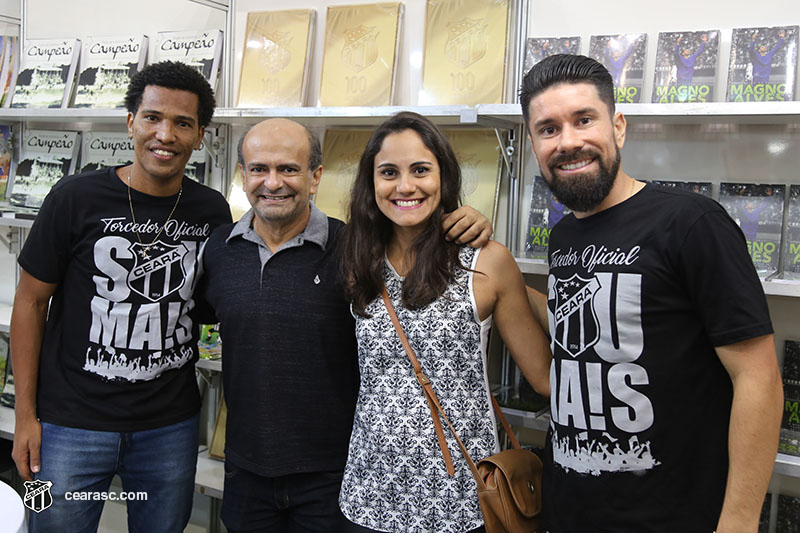 [18-04-2017] XII Bienal Internacional do Livro Part. 2 - 37