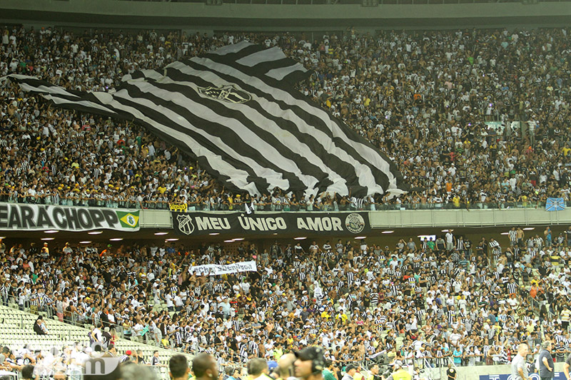 [13-08] Ceará 3 x 1  Internacional - TORCIDA - 28