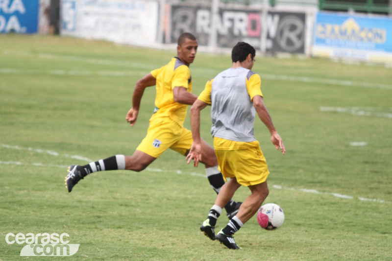 [26-08] Treino físico-técnico - 22