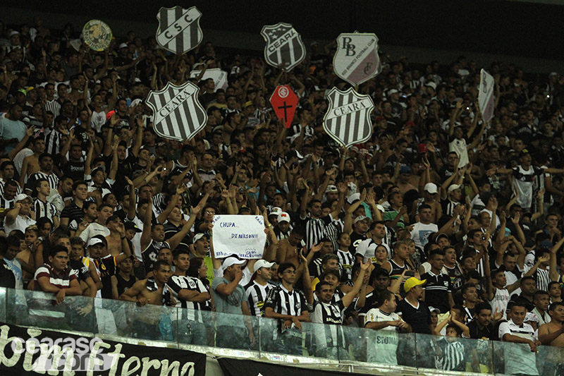 [13-08] Ceará 3 x 1  Internacional - TORCIDA - 44