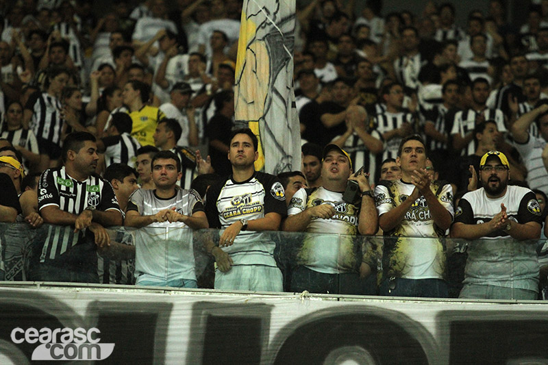 [13-08] Ceará 3 x 1  Internacional - TORCIDA - 51