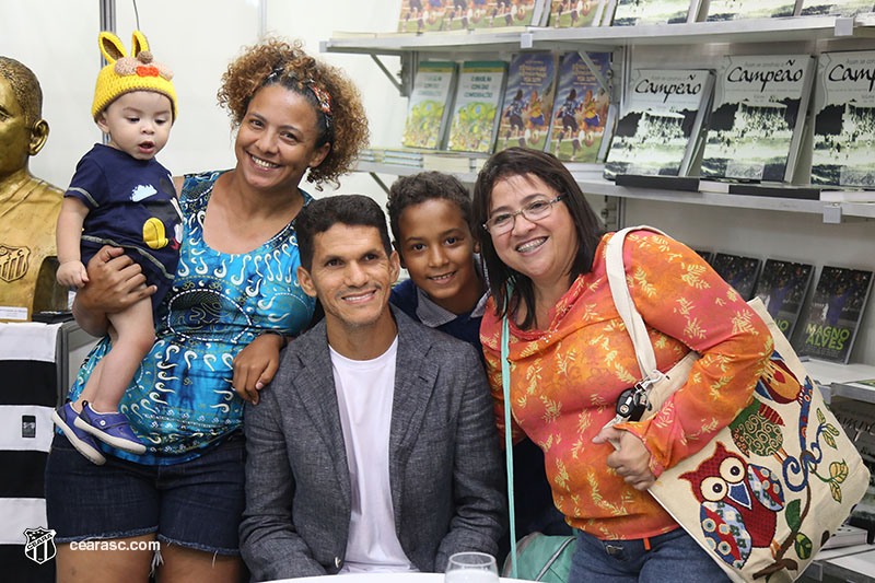 [19-04-2017] XII Bienal Internacional do Livro - 30