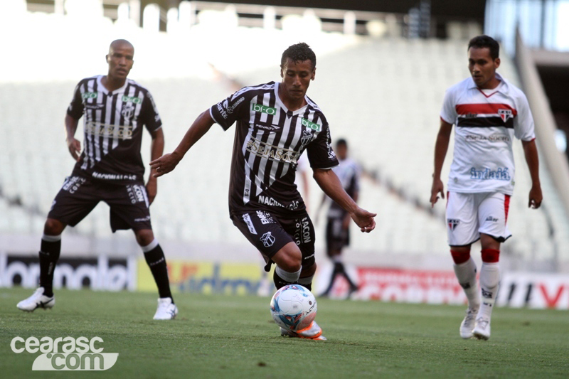 [07-04] Ferroviário 0 X 2 Ceará - 01 - 11