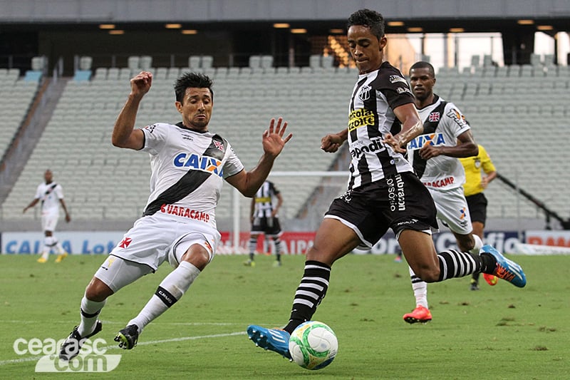 [15-11] Ceará 2 x 0 Vasco - 03 - 8