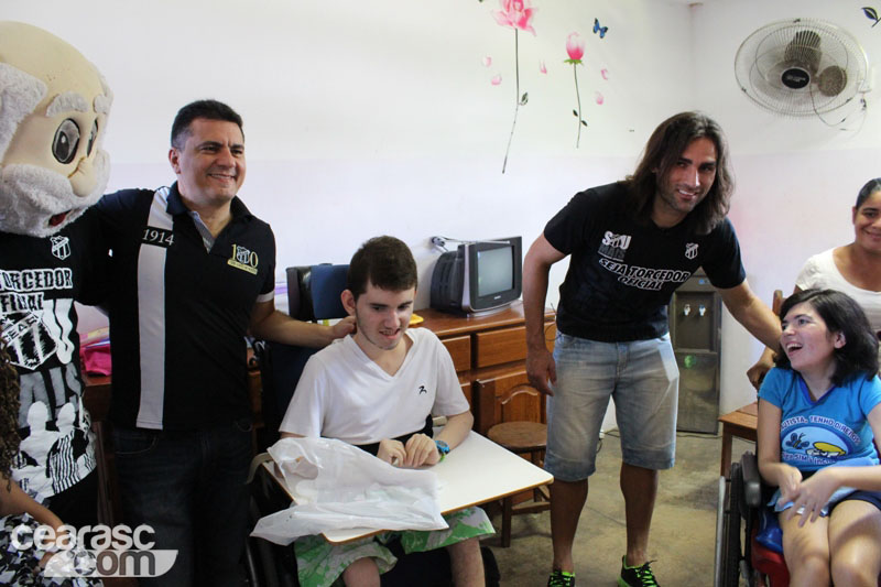 [23-08] Vovô vai a escola - Casa da Esperança - 34