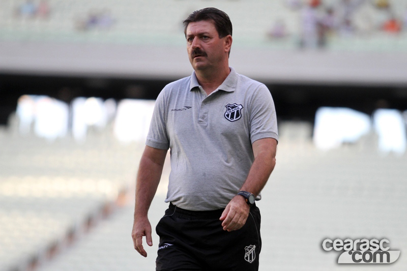 [07-04] Ferroviário 0 X 2 Ceará - 01 - 20