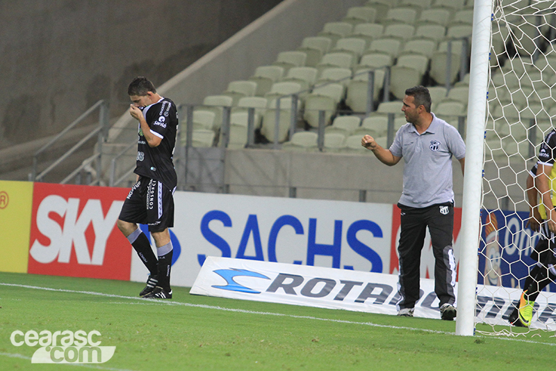 [08-10] Ceará 5 x 3 Bragantino - 02 - 18
