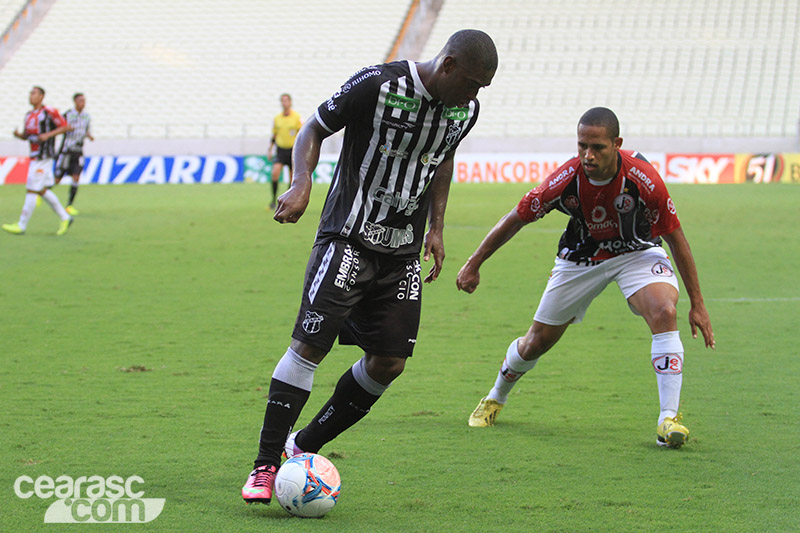 [30-11] Ceará 0 X 3 Joinville - 29