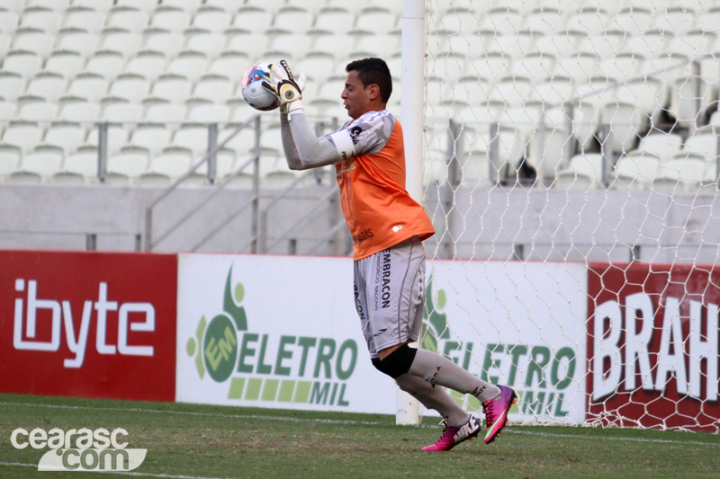 [07-04] Ferroviário 0 X 2 Ceará - 01 - 29