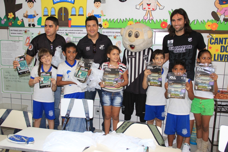 "[30-08] vovô vai à escola - Instituto Filippo Smaldone 02 - 7