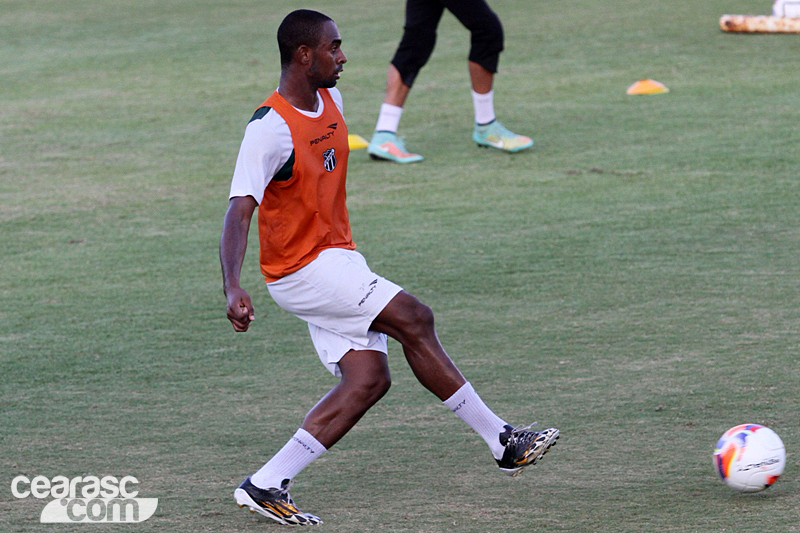 [23-09] Treino coletivo - Cidade Vozão - 18