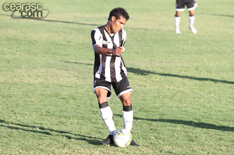 [26-08] Sub-20 - Ceará 2 x 2 Floresta2 - 15